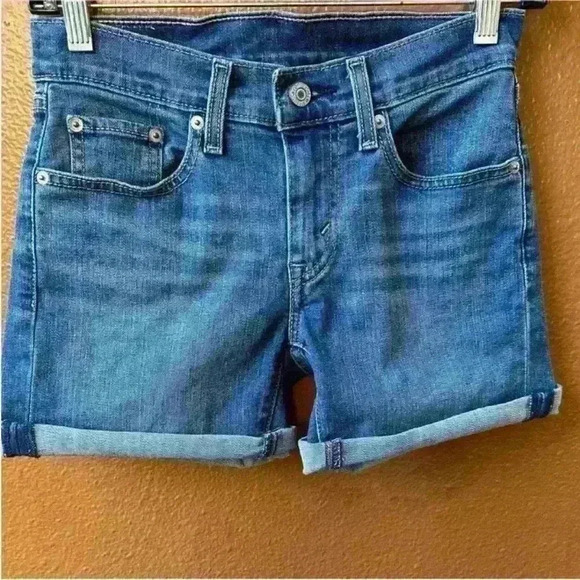 Levi's Women's Mid-Length Jean Shorts Size
24 Excellent Condition! - Picture 5 of 12